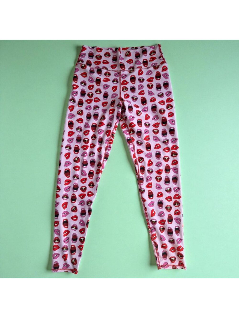 BRITTANY ALLEN Athleisure Project Runway Lipstick Print Workout Leggings Size XL